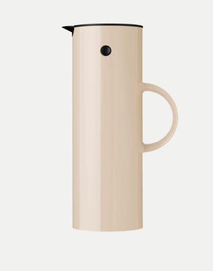 Stelton Isolierkanne 1L in Farbe wheat, Kanne, Wasserkrug, Flasche, Shaker