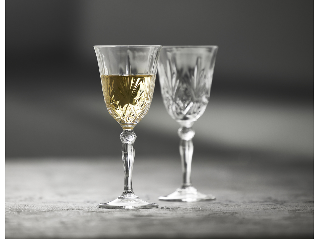 F&H Weisswein  MELODIA 0,021 Liter in Farbe Klar