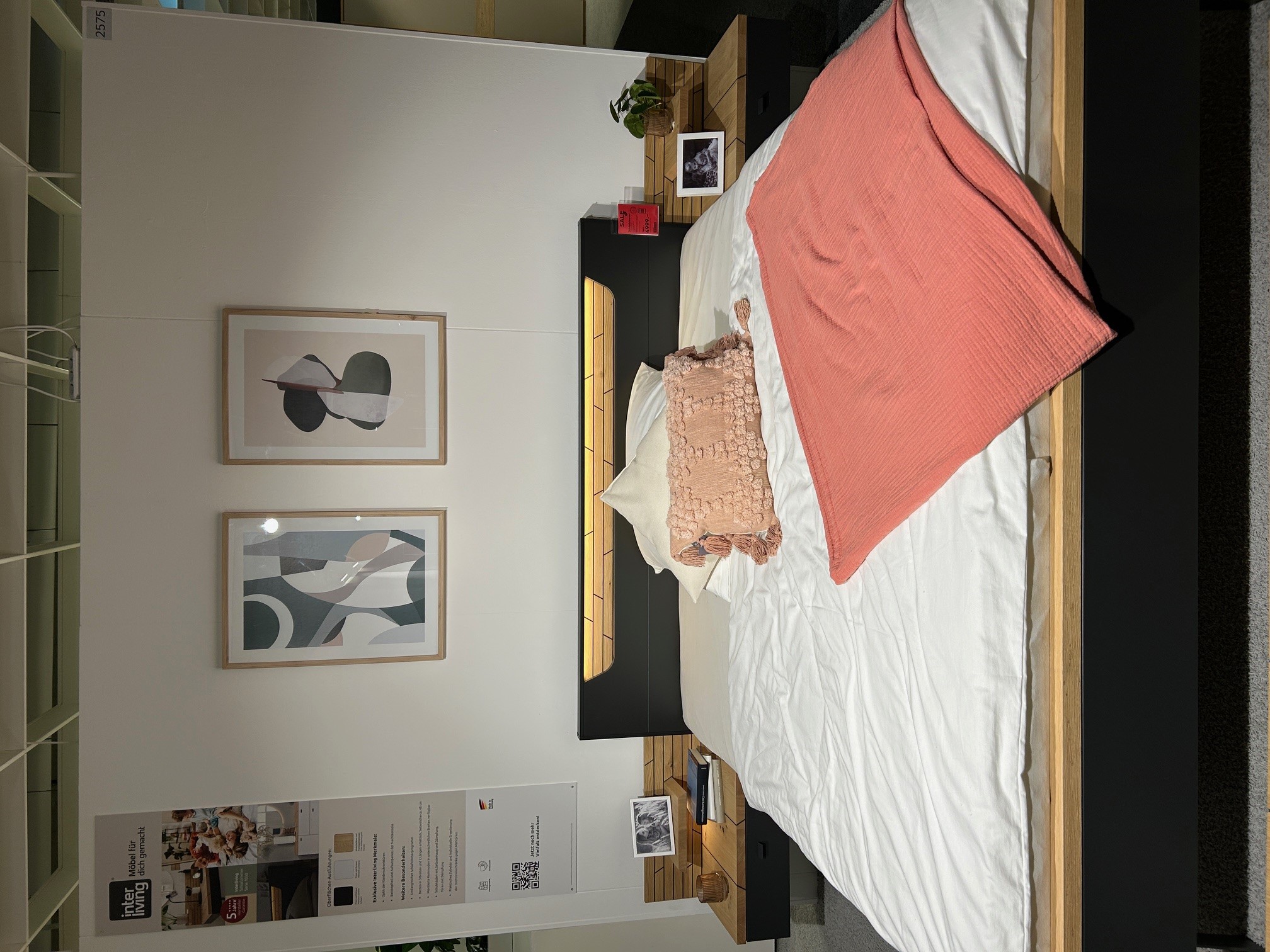 Interliving Schlafzimmer IL 1030 ca. 180x200cm in Schiefer schwarz/Casa Wildeiche geölt