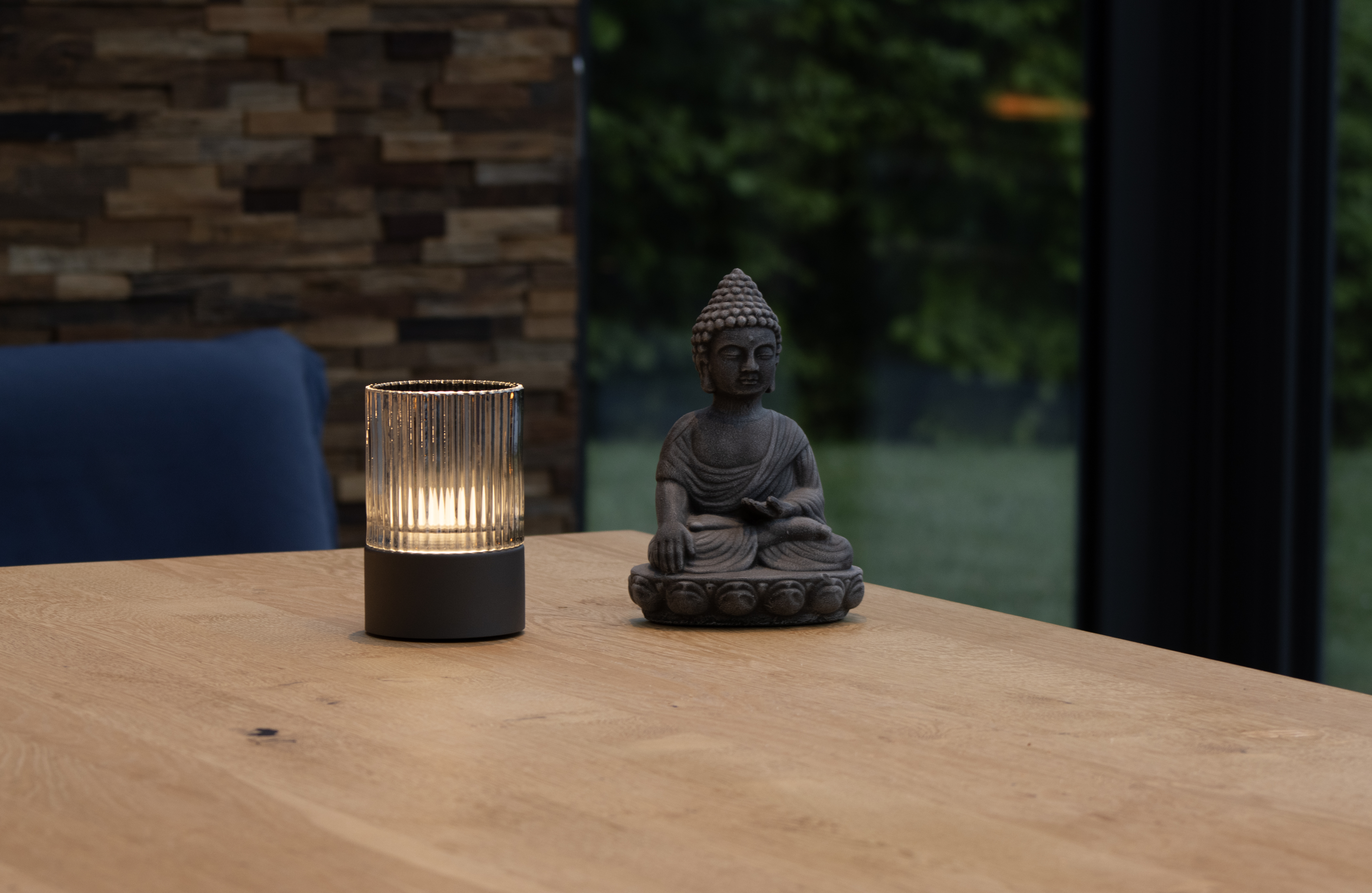 LED-Tischleuchte ARIVA PRO in Glas sandgrau