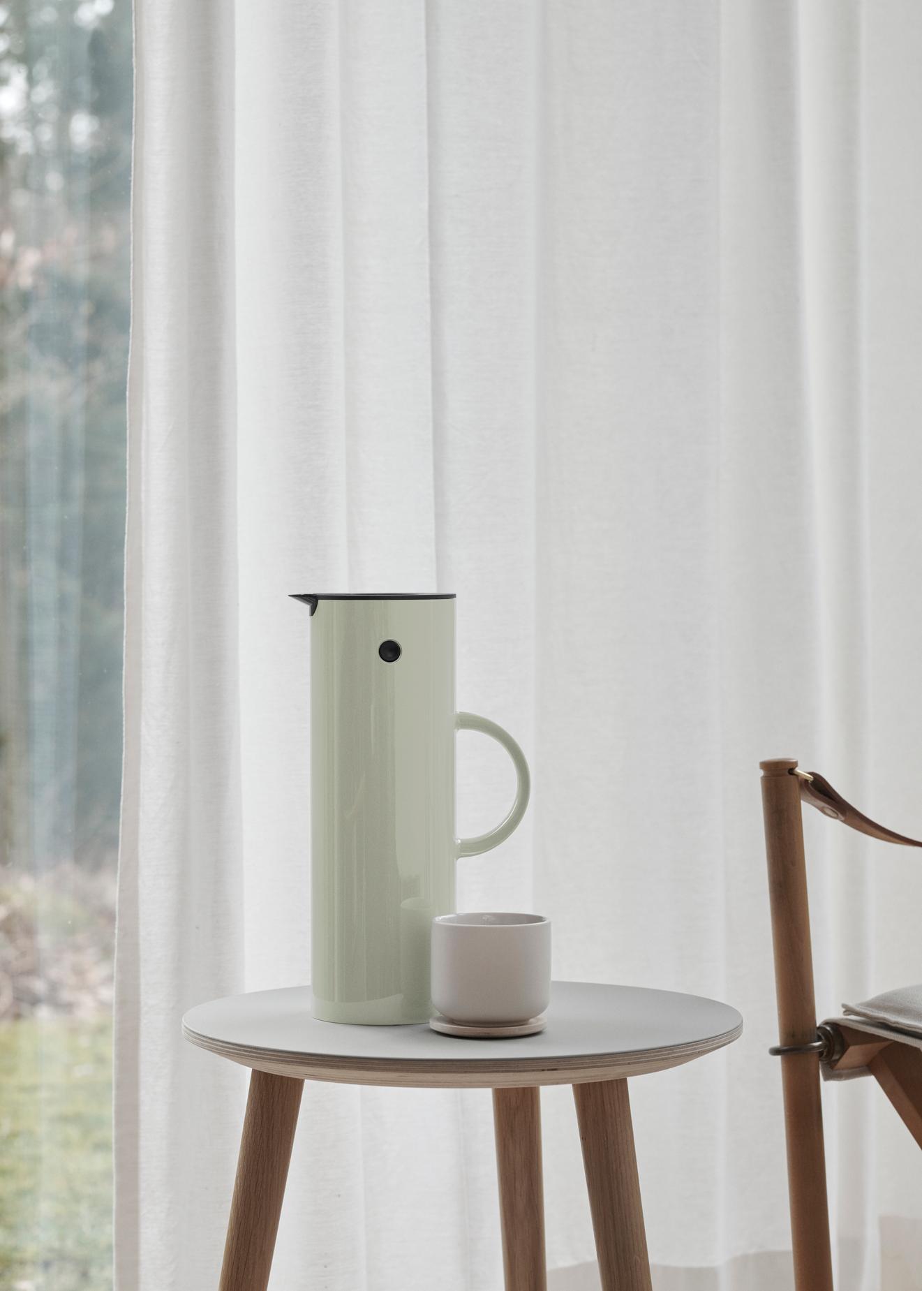 Stelton Isolierkanne EM77 1L in Farbe Minty moss