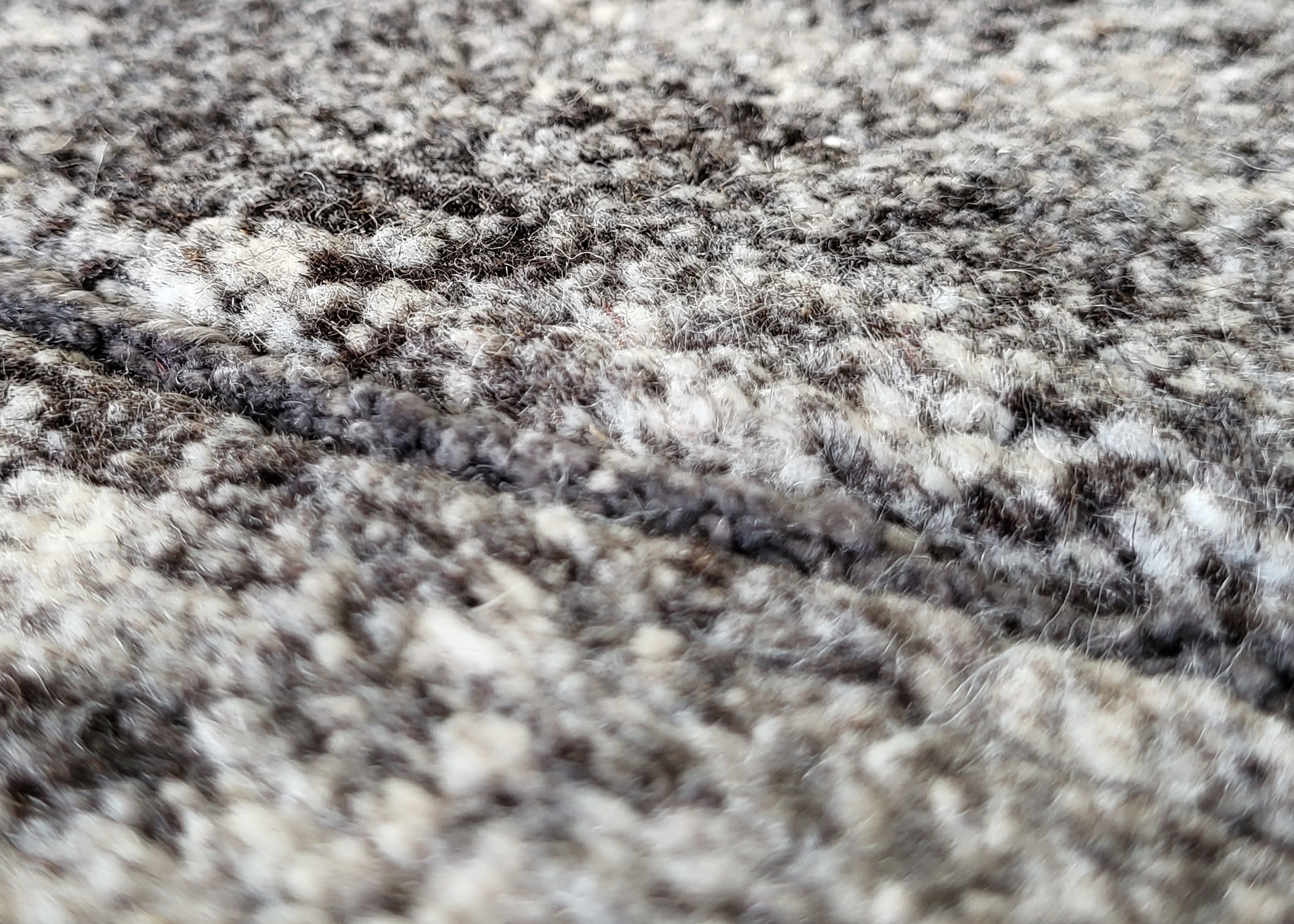 Interliving Teppich R-8110 ca. 70x140cm in Farbe hellgrau
