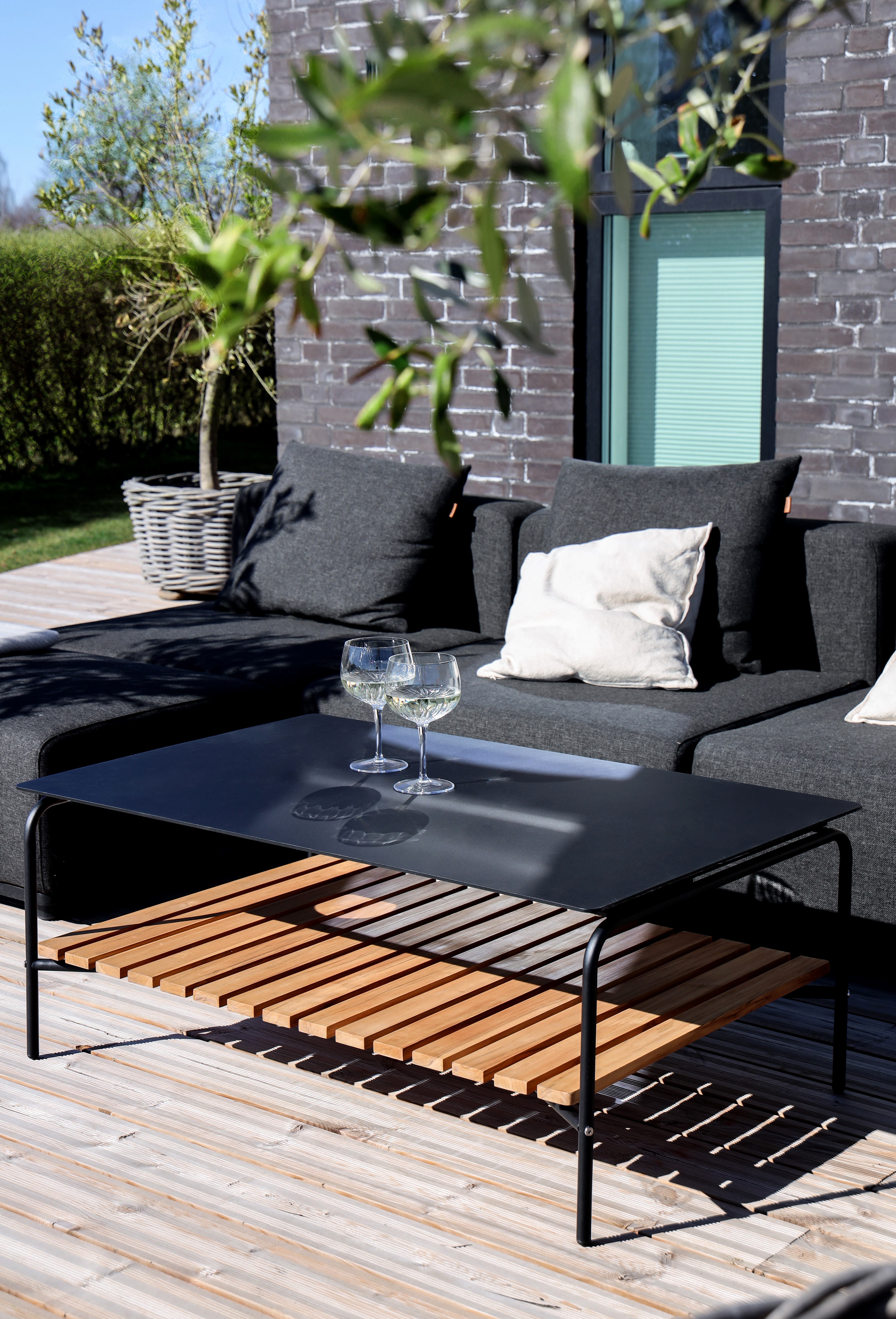 SACKit Couchtisch PATIO in Farbe schwarz/Teak