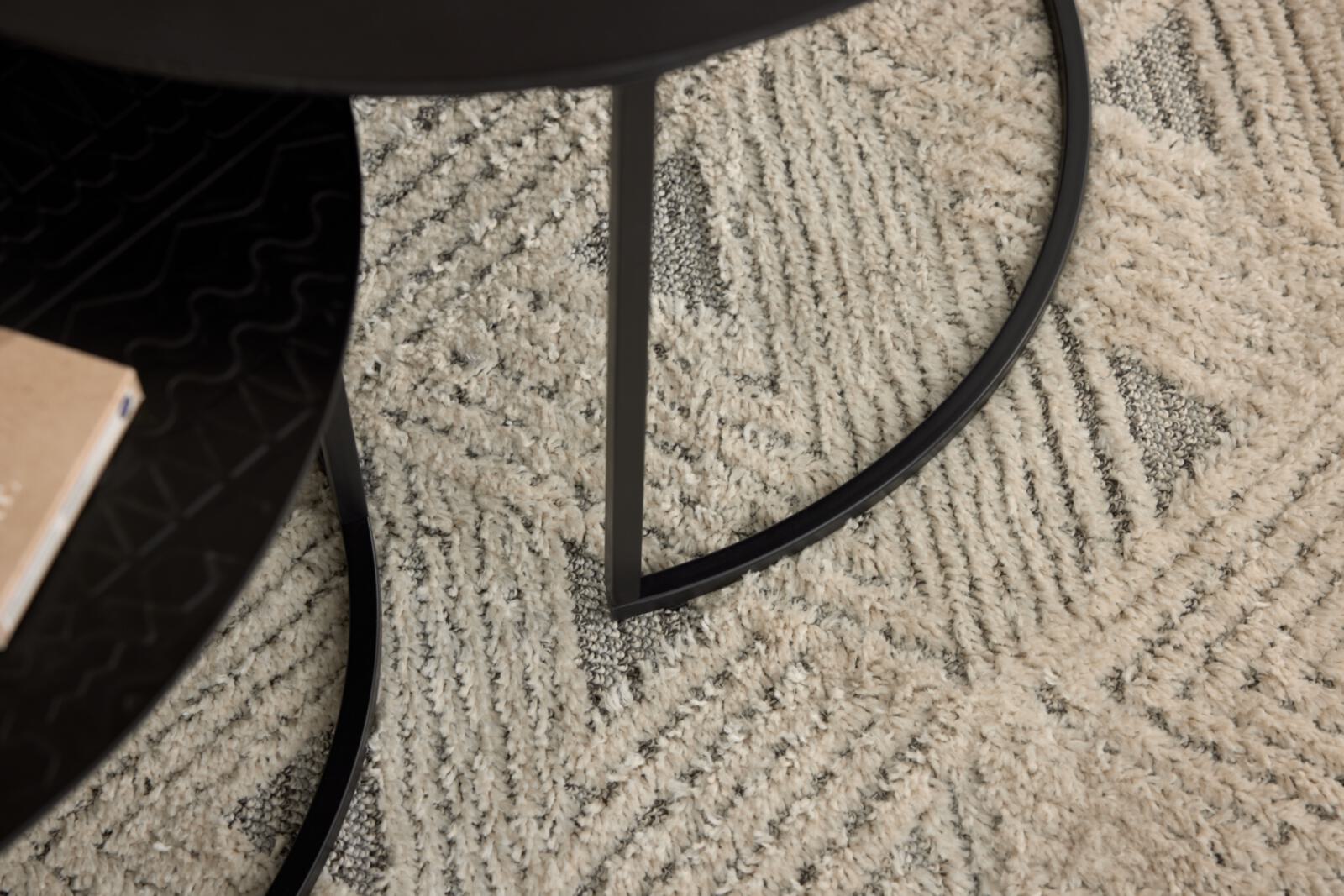 Roomio Couchtisch 2er-Set NO. 2001 in Mango massiv, schwarz gebeizt und lackiert mit Holzverzierung