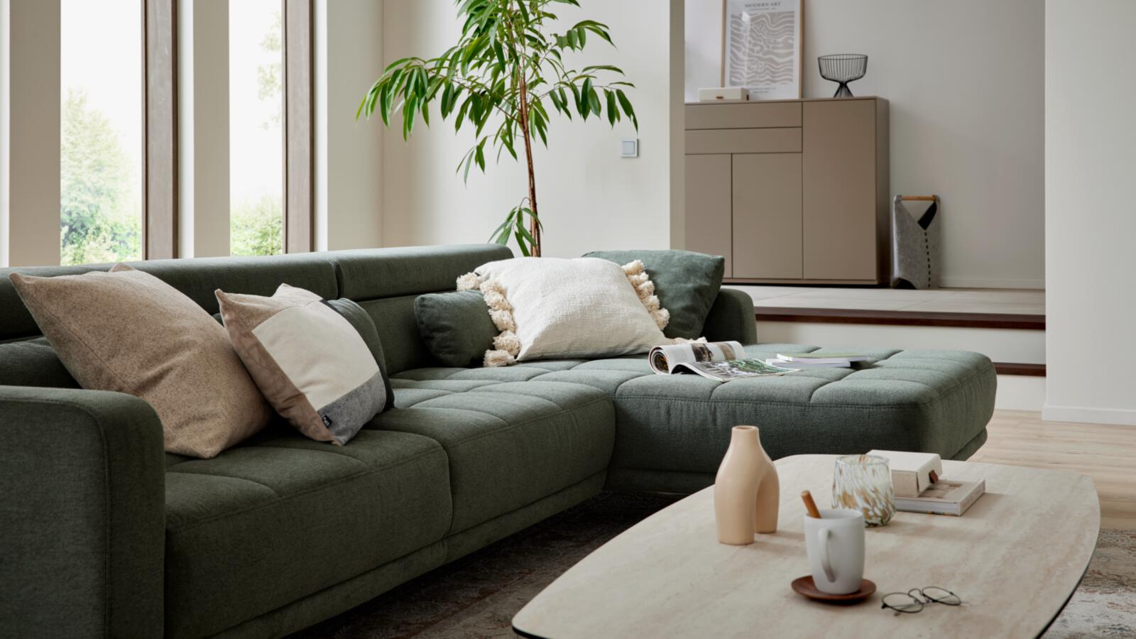 Interliving Polstergruppe IL 4303 ca. 323x190cm in Stoff Cyber moos, Couch, Mobiliar, Inneneinrichtung, Kissen, Wohnzimmer