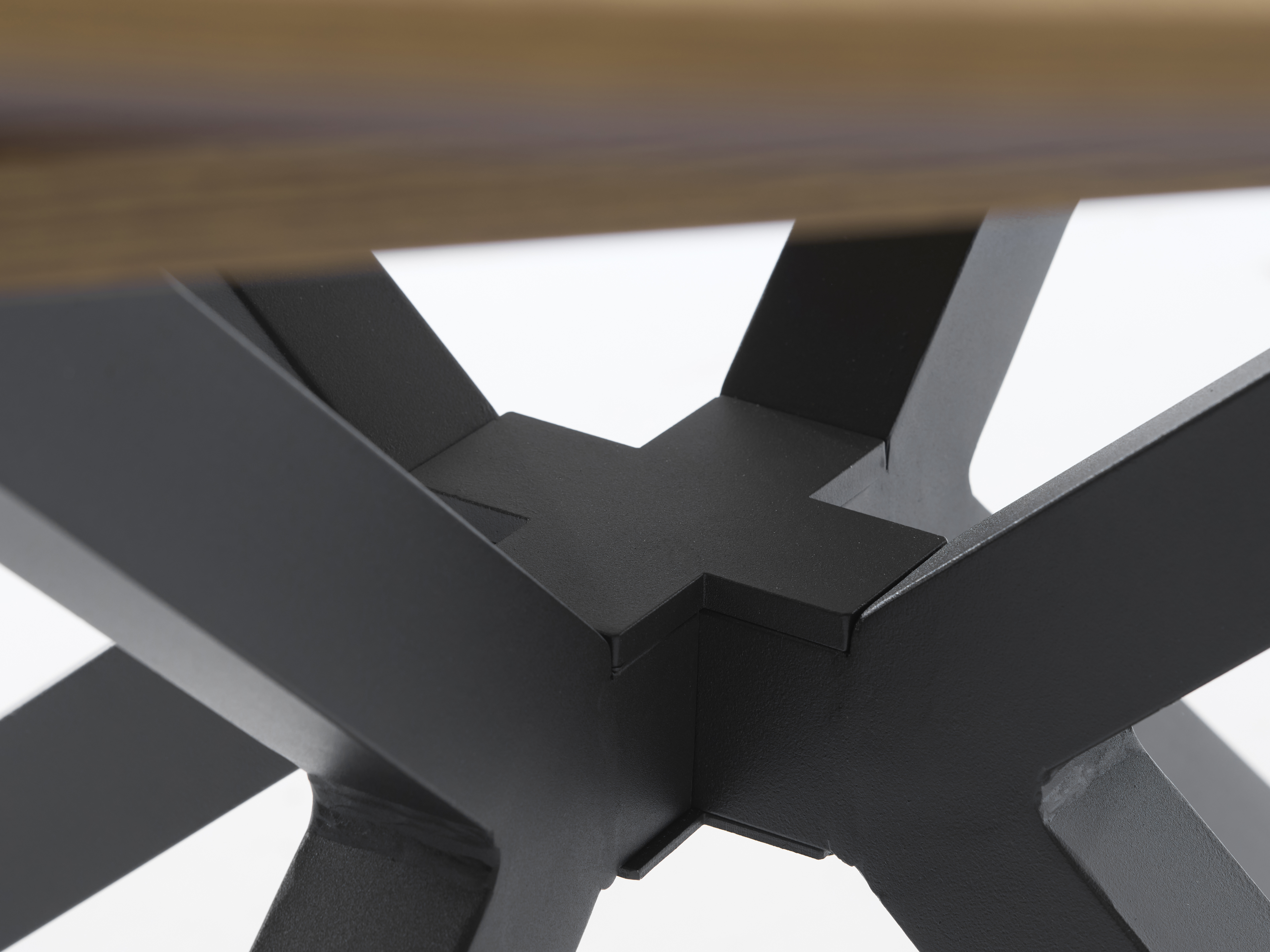 Unique Esstisch CESURA in Platte Eiche Melamine