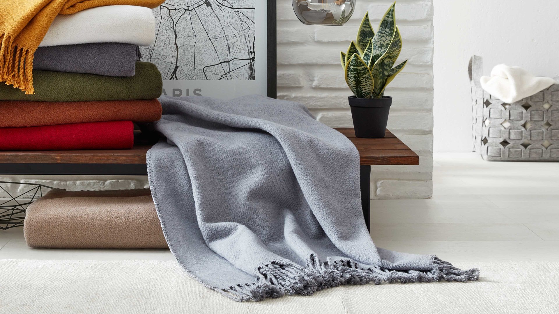 Interliving Wohndecke IL-9109 ca. 150x200cm in Farbe silver
