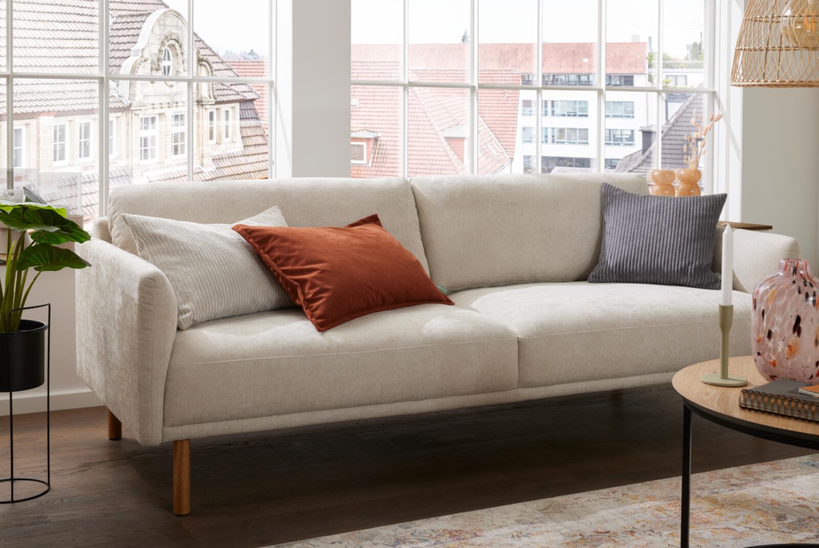 Roomio Sofa 3-sitzig NO. 4104 in Stoff Yelda natur