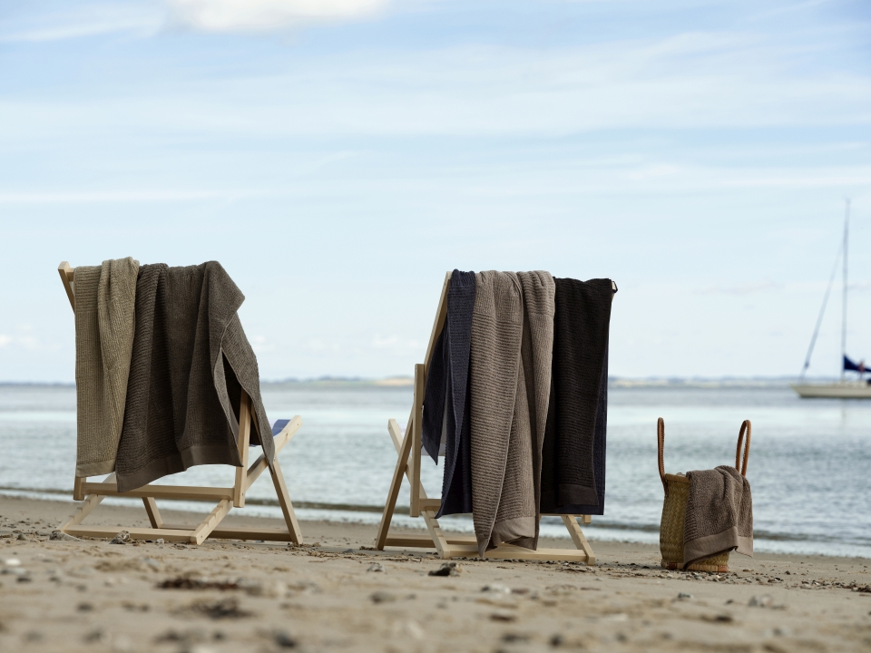 Zone Denmark Badehandtuch in Farbe black