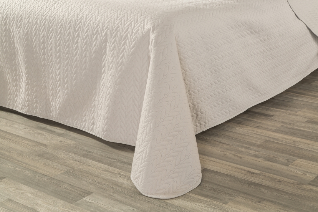 Ibena Tagesdecke NANCY 280x250cm in Farbe beige