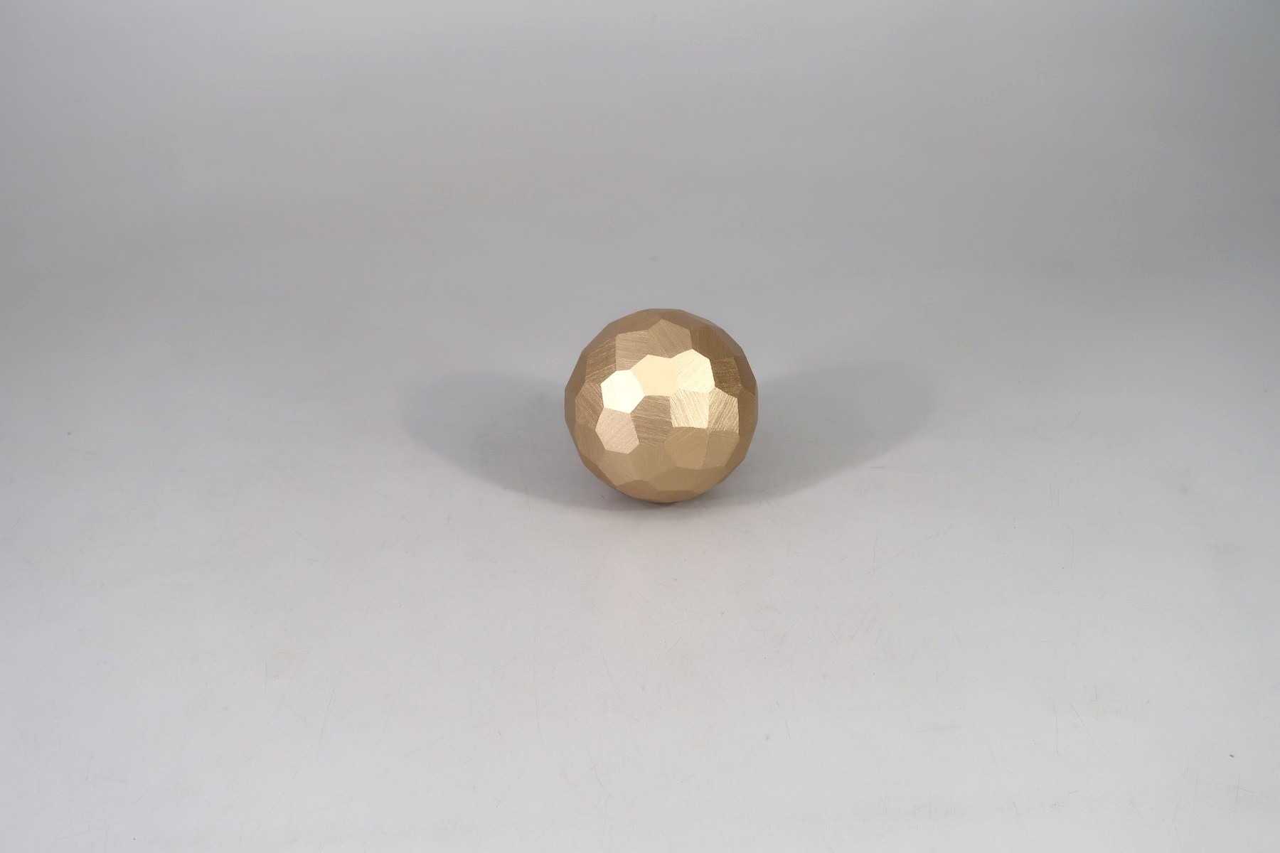 Gasper Ball facettierter UDO in gold
