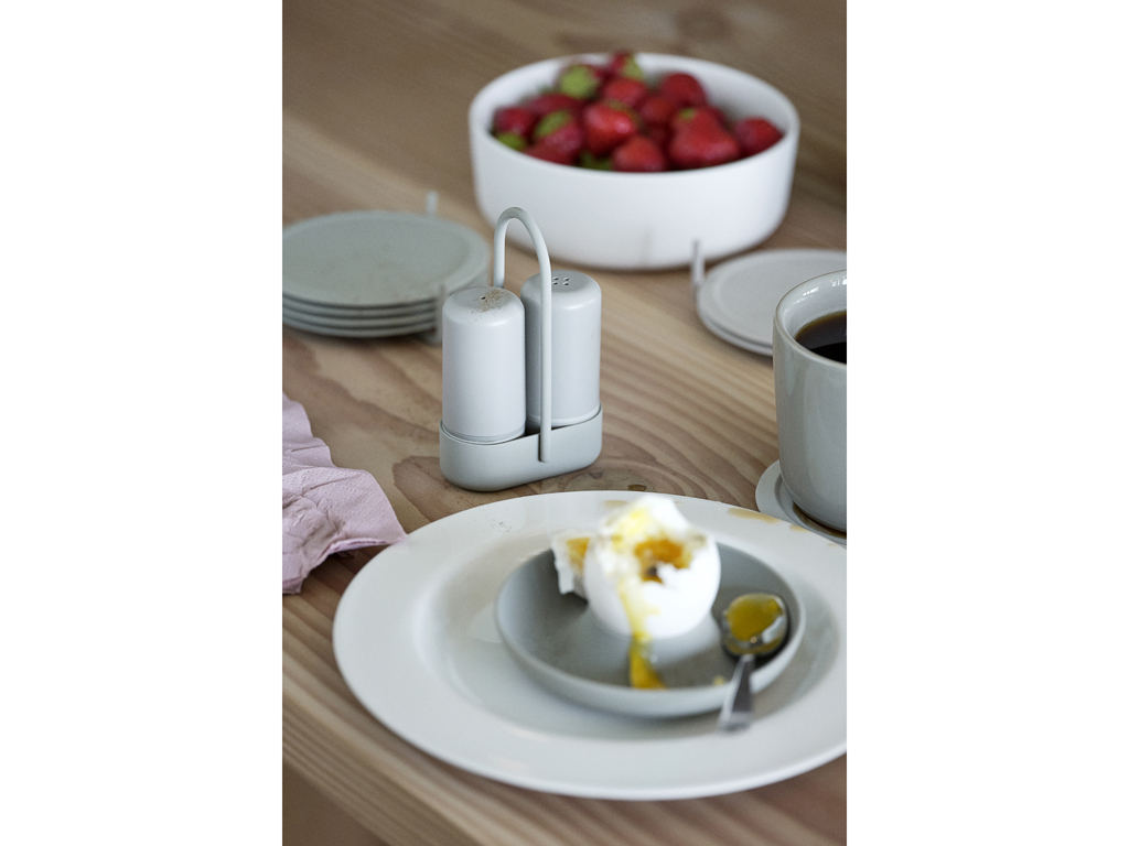 Zone Denmark Salz und Pfeffer Set in Farbe black