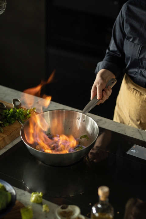 Fiskars Wok ALL STEEL 28cm