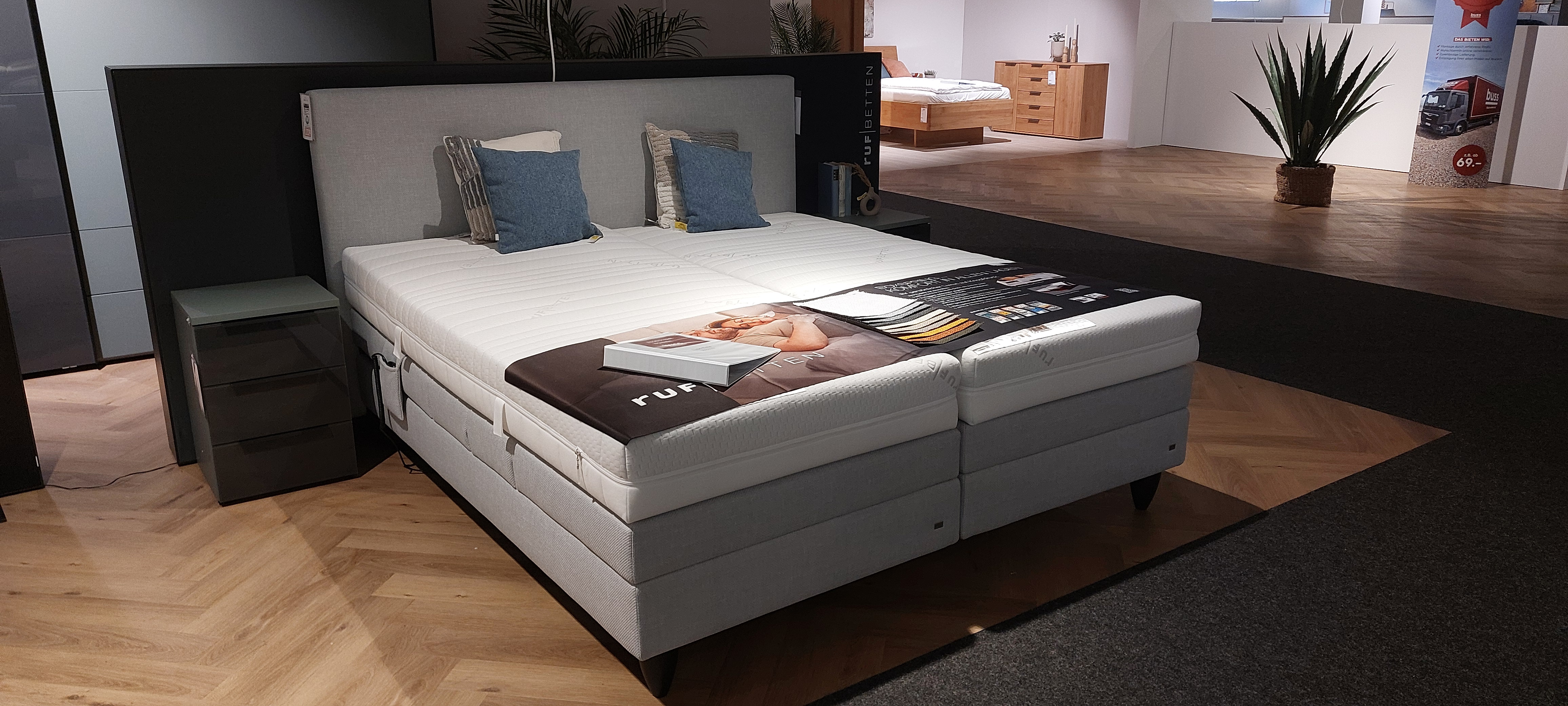 RUF Betten Boxspringbett MOVIDA ca. 180x200cm in Farbe Stoff hellgrau