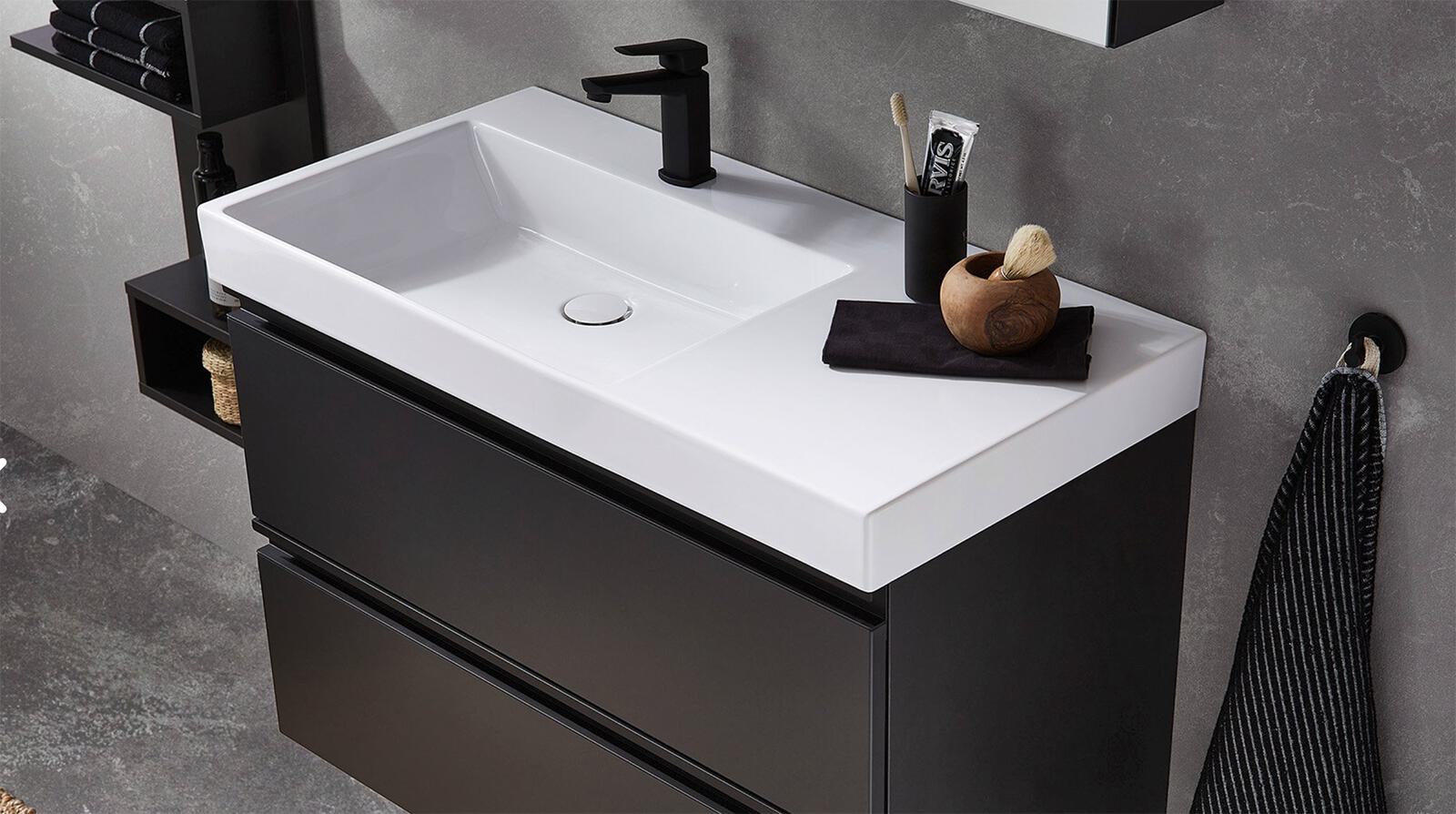 Badkombination C!MANO mit Front/Korpus in Cosmos grey matt