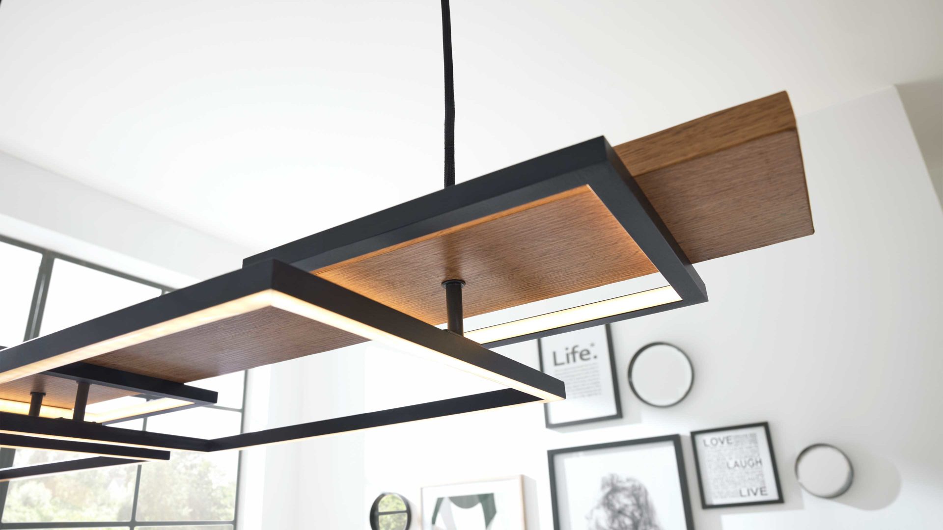 Interliving LED-Hängeleuchte IL-9342 in Metall schwarz matt, Holzoptik dunkel