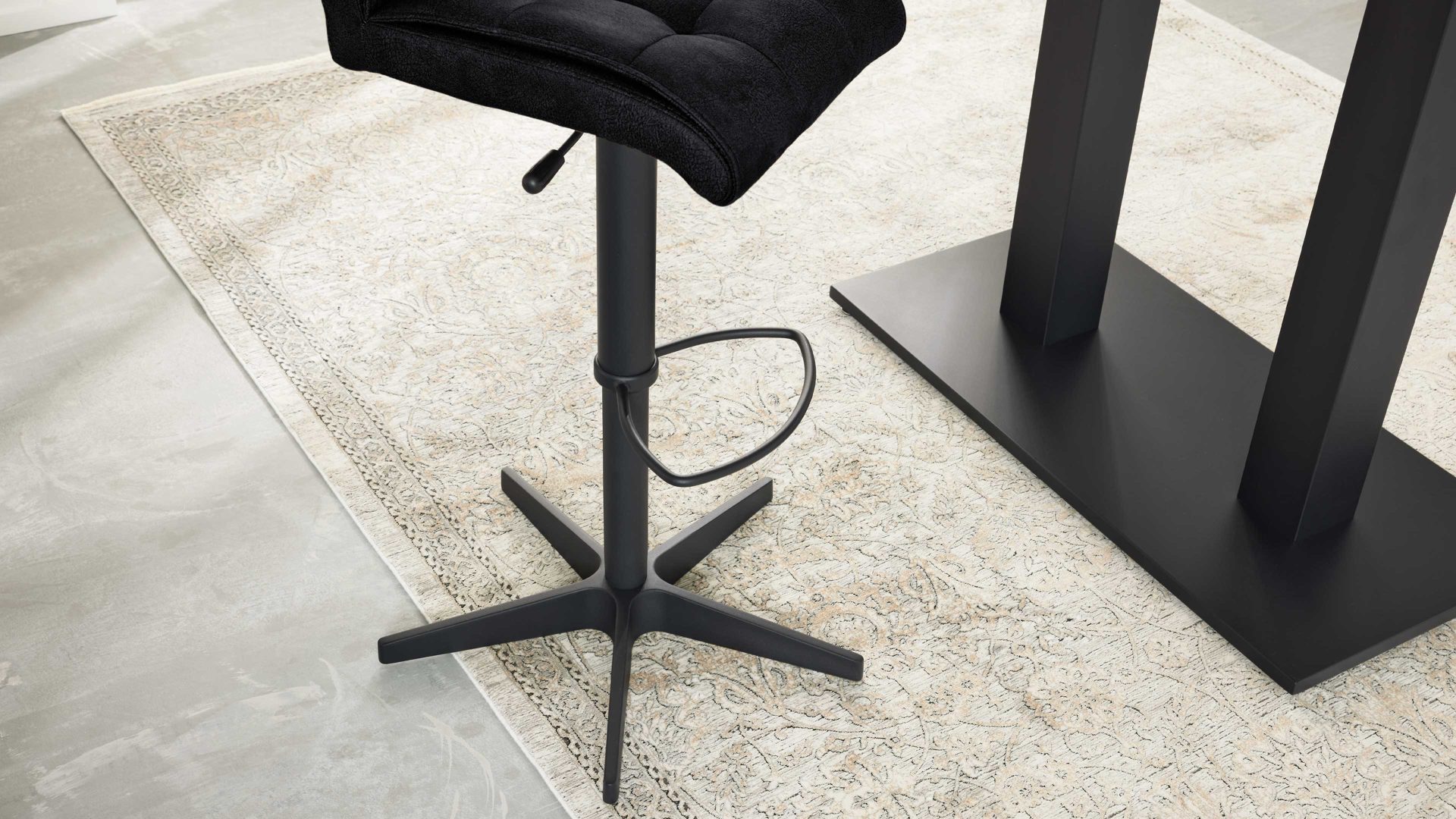 Interliving Barstuhl 2er-Set 5104 ca. 54x112x54cm in carbonschwarz, Moebel