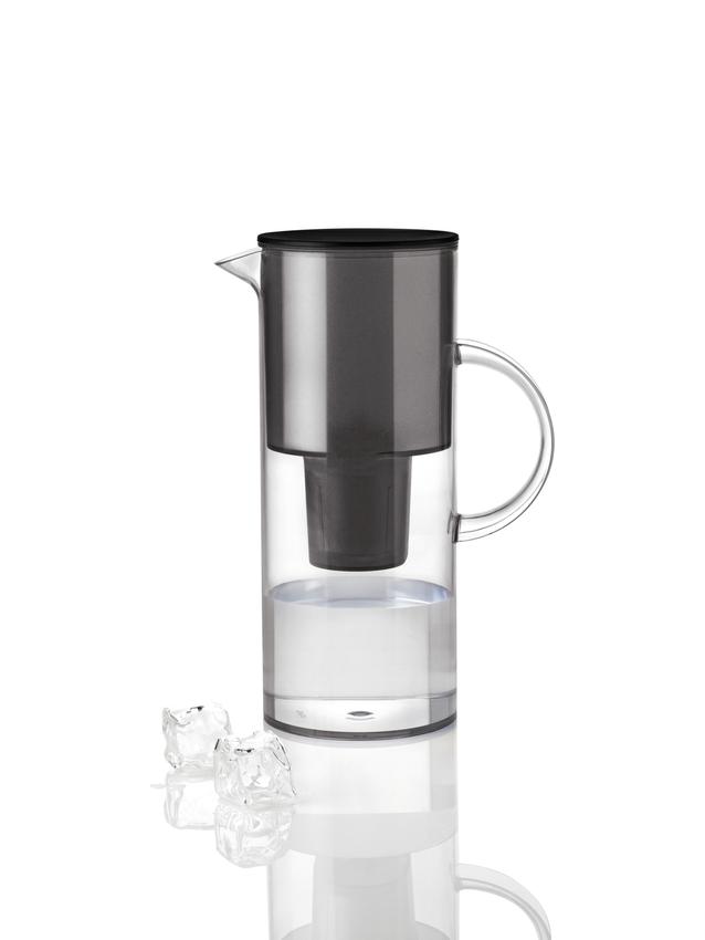 Stelton Wasserfilterkanne EM77 2l in Farbe smoke