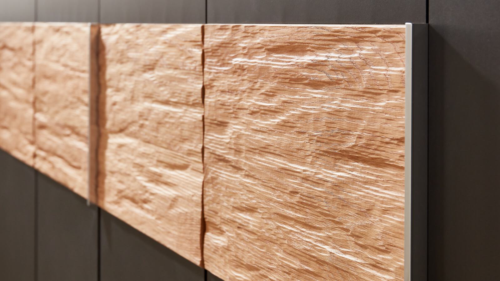 Wiemann Drehtürenschrank ACAPULCO ca. 300 cm in Graphit Dekor/Riffelholz massiv
