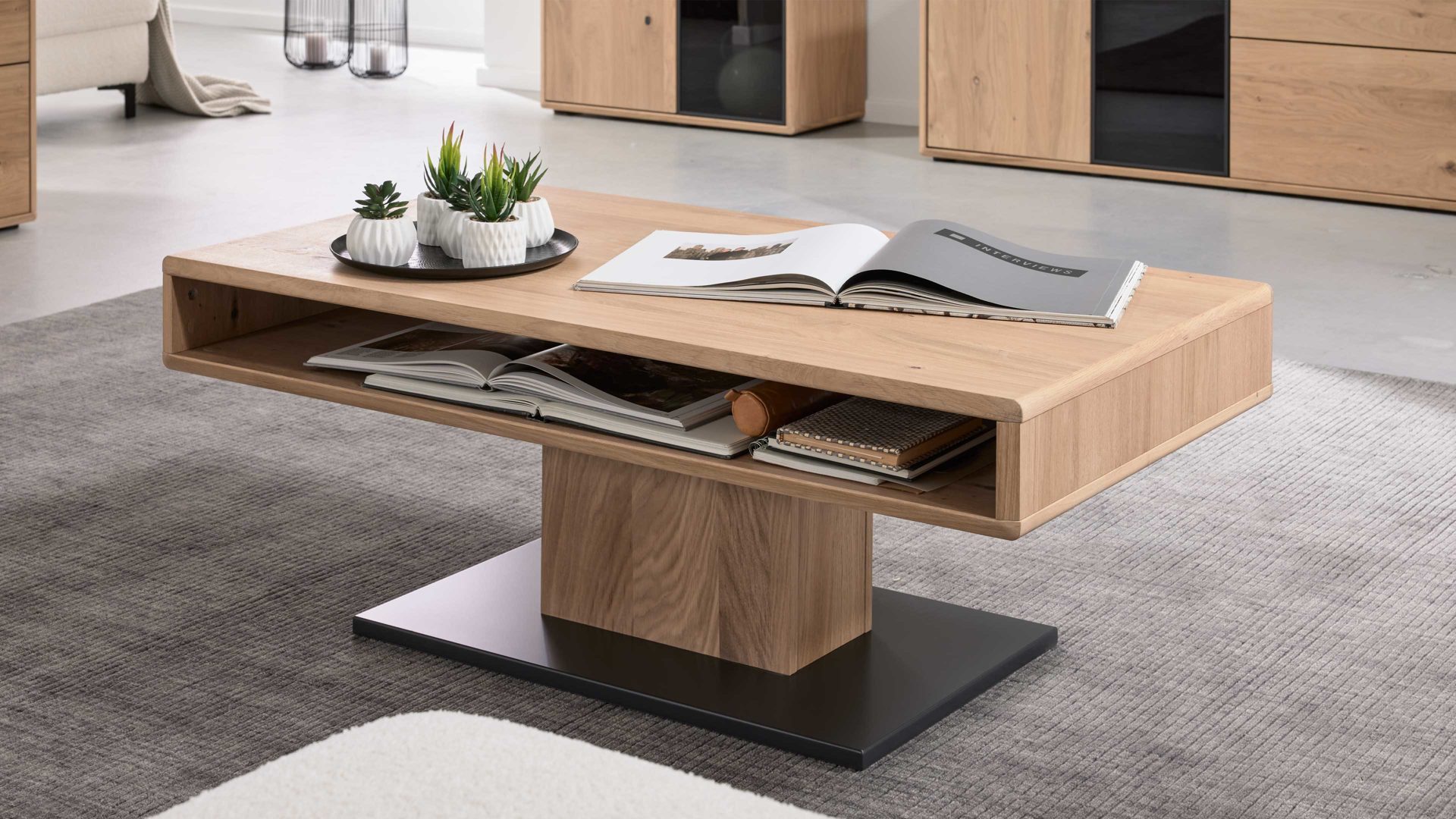 Interliving Couchtisch ca. 115x65cm in Eiche furniert
