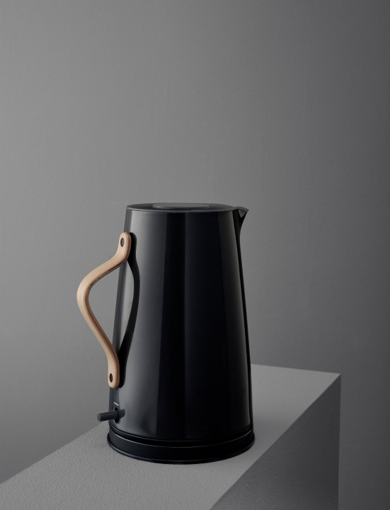 Stelton Wasserkocher Emma 1,2 Liter in Farbe black