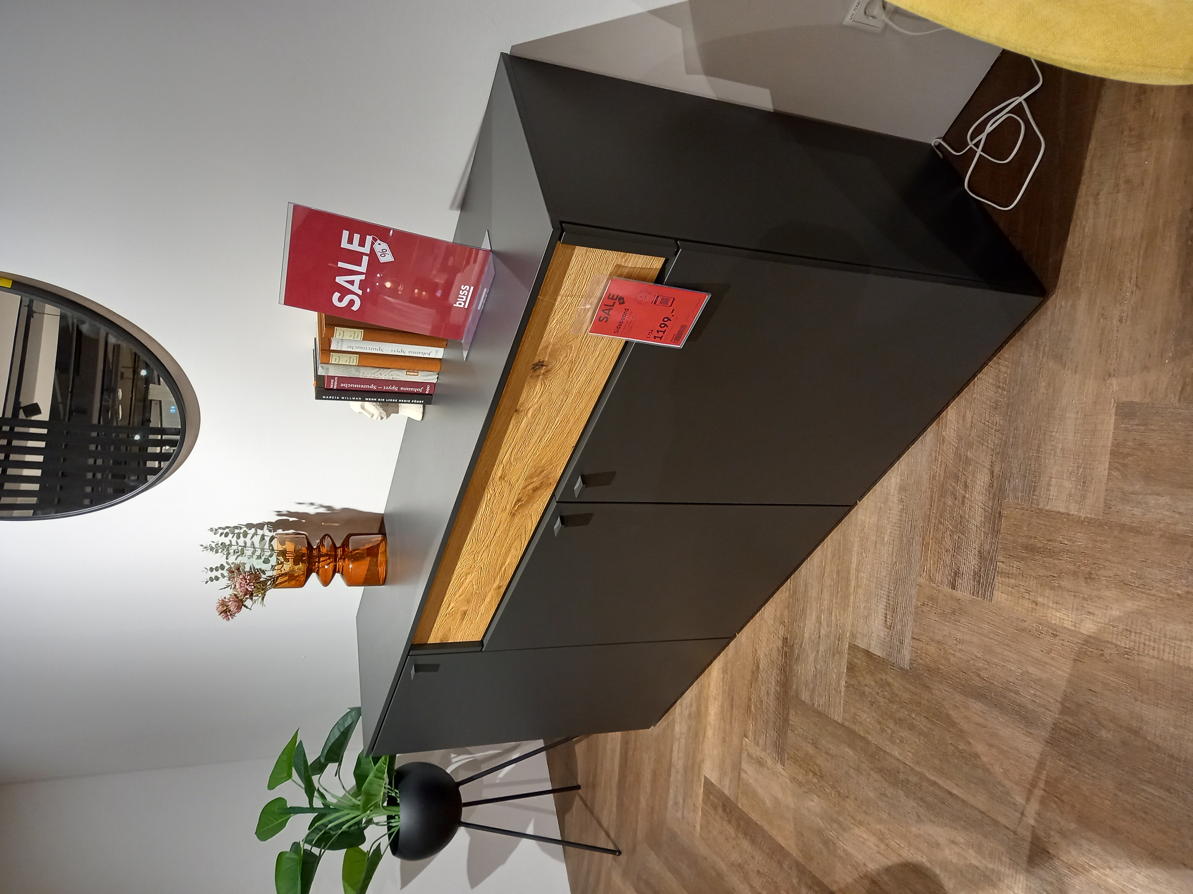 Sideboard in Eiche gehackt geölt gebürstet Sideboard in Eiche gehackt geölt gebürstet, Moebel, Anrichte, Hartholz, Tabelle, Innenarchitektur